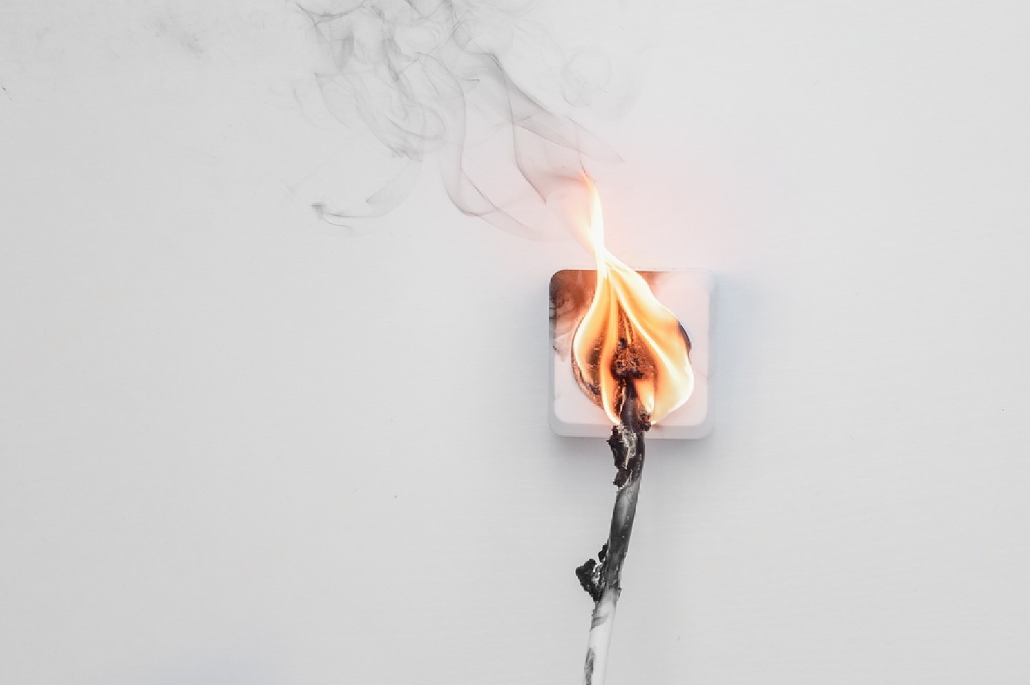 Нагревается вилка бойлера